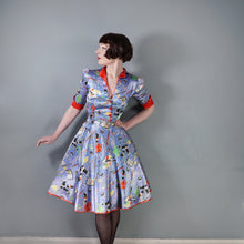 Load image into Gallery viewer, 70s MISS MOUSE RAE SPENCER CULLEN NOVELTY ARTIST PAINTS PRINT DRESS - XS