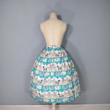 Load image into Gallery viewer, 50s GREEN NOVELTY FULL COTTON SKIRT WITH HORSE DRAWN CARRIAGE PRINT - 26&quot;