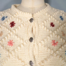 Load image into Gallery viewer, AUSTRIAN / TYROLEAN CREAM COLOURED BOBBLE KNIT FOLKLORE CARDIGAN - M-L