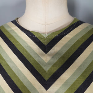 60s SHARP GREEN AND BLACK CHEVRON STRIPE PUFF SLEEVE DAY DRESS - S