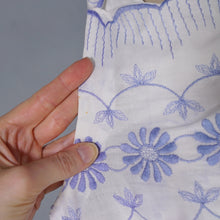 Load image into Gallery viewer, 50s BLUE AND WHITE EMBROIDERED COTTON SUN DRESS WITH FULL SKIRT -