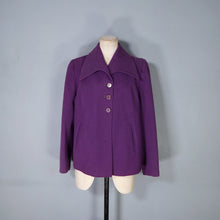 Load image into Gallery viewer, 60s does 40s HANDMADE PURPLE SWING JACKET WITH BIG COLLAR - S-M