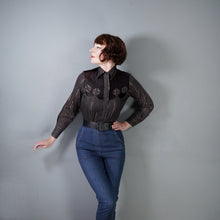 Load image into Gallery viewer, 70s DEE CEE BRAND BLACK AND GOLD STRIPE COWBOY WESTERN XS-S