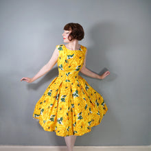 Load image into Gallery viewer, 50s BERKERTEX CONTINENTALS YELLOW FLORAL FULL SKIRT COTTON DRESS - S