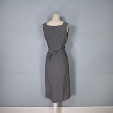 Load image into Gallery viewer, 60s KITTY COPELAND GREY FITTED PENCIL DRESS WITH DETATCHABLE CAPE - S