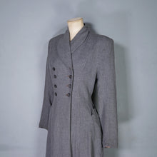 Load image into Gallery viewer, 40s GREY FIT AND FLARE LIGHTWIGHT DOUBLE BREASTED WOOL COAT - S