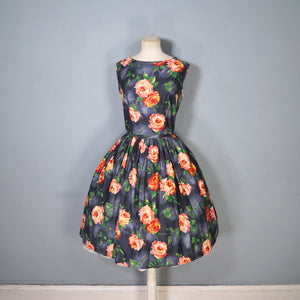 50s 60s STORM GREY AND VIVID ORANGE FLORAL ROSE PRINT DRESS - L / volup