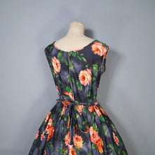 Load image into Gallery viewer, 50s 60s STORM GREY AND VIVID ORANGE FLORAL ROSE PRINT DRESS - L / volup