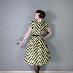 60s SHARP GREEN AND BLACK CHEVRON STRIPE PUFF SLEEVE DAY DRESS - S