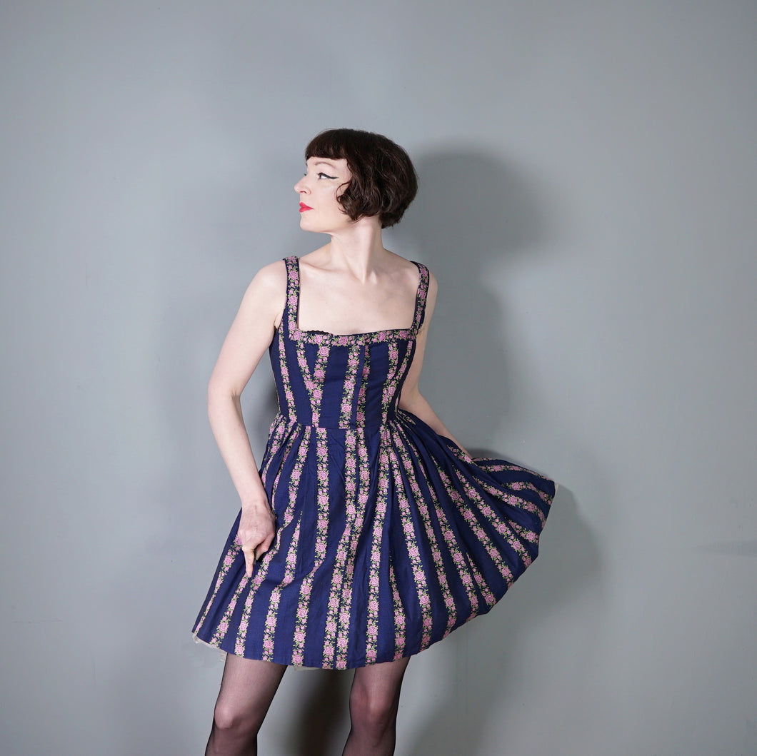 70s DARK BLUE AND PINK ROSE 