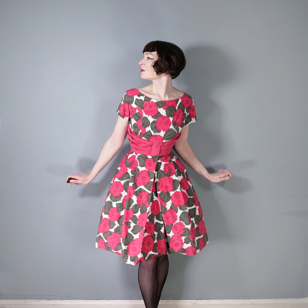 60s BLANES BRIGHT PINK ABSTRACT FLORAL COTTON COCKTAIL DRESS - XS-S