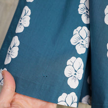 Load image into Gallery viewer, 50s TEAL GREEN "MAXMOR" FULL SKIRTED COTTON DRESS WITH FLORAL AND BUTTERFLY PRINT - M