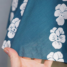 Load image into Gallery viewer, 50s TEAL GREEN "MAXMOR" FULL SKIRTED COTTON DRESS WITH FLORAL AND BUTTERFLY PRINT - M