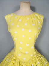 Load image into Gallery viewer, 50s / 60s YELLOW CIRCLE PRINT FULL SKIRT COTTON DRESS - S-M