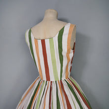Load image into Gallery viewer, 50s 60s MARY JANE OF LONDON FRAMED ROSE AND STRIPE PRINT COTTON DAY DRESS - XS-S