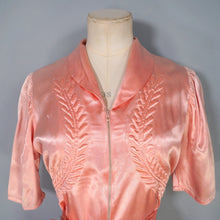 Load image into Gallery viewer, 40s BLUSH PINK SATIN ZIP FRONT LONG LOUNGEWEAR ROBE DRESS - S