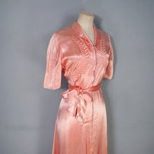Load image into Gallery viewer, 40s BLUSH PINK SATIN ZIP FRONT LONG LOUNGEWEAR ROBE DRESS - S