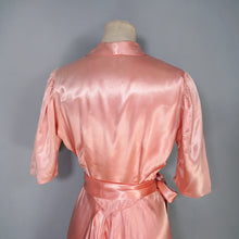Load image into Gallery viewer, 40s BLUSH PINK SATIN ZIP FRONT LONG LOUNGEWEAR ROBE DRESS - S
