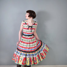 Load image into Gallery viewer, 50s "DOWNS" COLOURFUL RED WINE BOTTLES AND DRINKERS NOVELTY PRINT DRESS - S