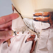 Load image into Gallery viewer, 60s JOHN TRAVERS BIG HORSE PRINT THICK COTTON FULL SKIRT - 27-28&quot;