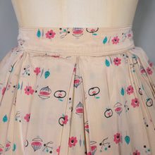 Load image into Gallery viewer, 50s NOVELTY ATOMIC MELON AND APPLE PRINT PASTEL FULL SKIRT - 25&quot;
