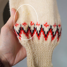 Load image into Gallery viewer, HANDKNITTED 50s / 60s SCANDINAVIAN / NORWEGIAN FAIRISLE CROPPED WOOL CARDIGAN - S