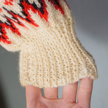 Load image into Gallery viewer, HANDKNITTED 50s / 60s SCANDINAVIAN / NORWEGIAN FAIRISLE CROPPED WOOL CARDIGAN - S