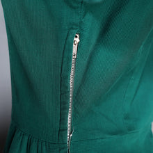 Load image into Gallery viewer, 40s GREEN TEXTURED COTTON SHIRT DRESS WITH POCKETS AND BUTTONS - S