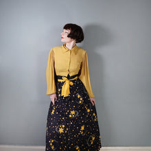 Load image into Gallery viewer, 70s BLACK AND YELLOW CELESTIAL STAR PRINT MAXI COTTON SKIRT - 34"