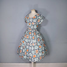 Load image into Gallery viewer, 50s GREEN AND ORANGE BERRY AND FRUIT PRINT COTTON DAY DRESS - S-M