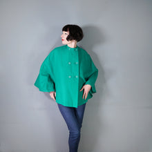 Load image into Gallery viewer, 80s VIBRANT JADE GREEN FULL SWEEP SHORT DOUBLE BREASTED WOOL CAPE - FREE SIZE