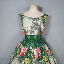 Load image into Gallery viewer, 50s 60s BOLD GREEN FLORAL NOVELTY COTTON DRESS WITH FULL SKIRT - S
