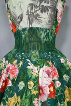 Load image into Gallery viewer, 50s 60s BOLD GREEN FLORAL NOVELTY COTTON DRESS WITH FULL SKIRT - S