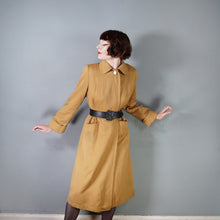 Load image into Gallery viewer, 40s "FERNPROOF" CAMEL COLOURED WOOL TRENCH STYLE COAT - S-M