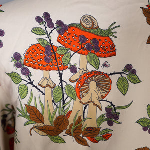 70s MUSHROOM / TOADSTOOL AND SNAIL PRINT NOVELTY AUTUMN SHIRT - L