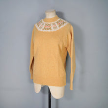 Load image into Gallery viewer, 70s WARM YELLOW WOOL HANDKNIT FAIRISLE JUMPER - M-L