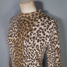Load image into Gallery viewer, 60s 70s DEBENHAMS LEOPARD ANIMAL PRINT ANGORA BLEND WOOL JUMPER - M