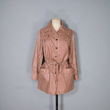 Load image into Gallery viewer, 70s YELLOW AND BROWN STRIPE LIGHTWEIGHT DRAWSTRING MAC JACKET - M
