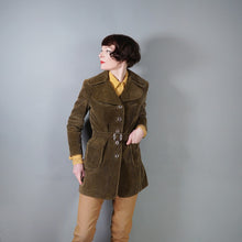 Load image into Gallery viewer, 60s OLIVE COLOURED CORDUROY AUTUMN COAT JACKET WITH BELT - S
