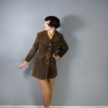 Load image into Gallery viewer, 60s OLIVE COLOURED CORDUROY AUTUMN COAT JACKET WITH BELT - S