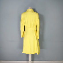 Load image into Gallery viewer, 60s "FEMINELLA" LIGHTWEIGHT YELLOW FITTED SPRING COAT - XS