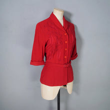 Load image into Gallery viewer, 40s RED WOOL FITTED WOOL SOUTACHE JACKET WITH BELT - S