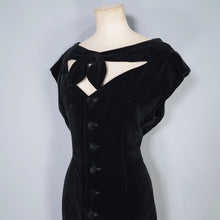 Load image into Gallery viewer, 80s DOES 50s NIAGARA STYLE CUT OUT NECK VELVET WIGGLE DRESS - S-M