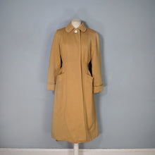 Load image into Gallery viewer, 40s "FERNPROOF" CAMEL COLOURED WOOL TRENCH STYLE COAT - S-M