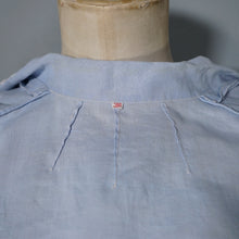 Load image into Gallery viewer, 50s PASTEL BLUE LINEN BLOUSE WITH FLORAL CUTWORK EMBROIDERY - S-M