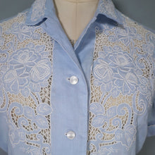 Load image into Gallery viewer, 50s PASTEL BLUE LINEN BLOUSE WITH FLORAL CUTWORK EMBROIDERY - S-M