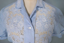 Load image into Gallery viewer, 50s PASTEL BLUE LINEN BLOUSE WITH FLORAL CUTWORK EMBROIDERY - S-M