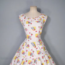 Load image into Gallery viewer, 50s 60s STRAWBERRY SUMMER FRUIT PRINT TIERED COTTON DAY DRESS - M