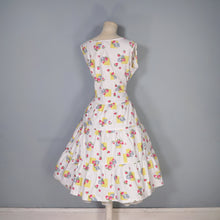 Load image into Gallery viewer, 50s 60s STRAWBERRY SUMMER FRUIT PRINT TIERED COTTON DAY DRESS - M