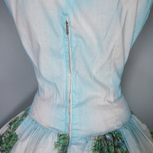 Load image into Gallery viewer, 50s LIGHT BLUE SCENIC BORDER RIVERSIDE VILLAGE PRINT DRESS - S